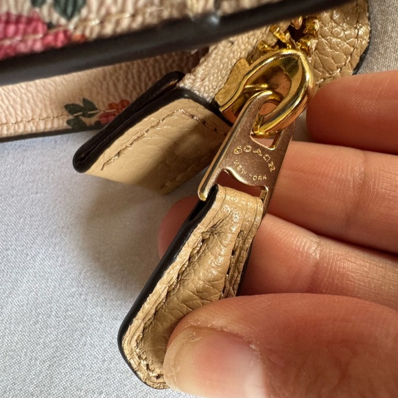 Coach Pop Up Messenger Bag in Floral Bloom crossbody bag - Picture 13 of 13